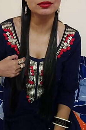 Indian indu chachi want to seduce bhatija mukul clear in Hindi audio