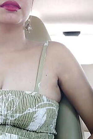 My Friend gf outdoor risky public sex Hot sexy girl ki chudai in in Car
