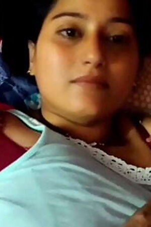 देसी भाभी की चूत चुदाई का मजा हिंदी आवाज