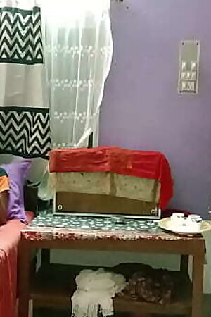 Indian hot XXX teen sex with beautiful aunty! with clear hindi audio