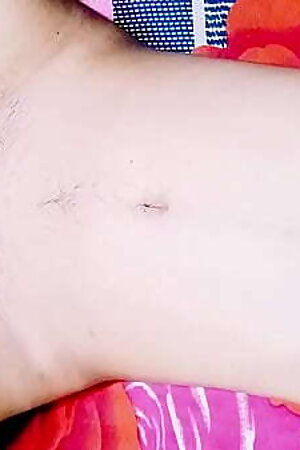 जब मैं जा रहा था तो वहां मिली मुझे एक अनजान महिला मौका पाकर चोद डाला