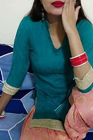 Hot beautiful Milf bhabhi roleplay sex with innocent devar! Indian xxx saarabhabhi6 clear Hindi audio