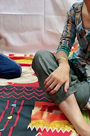 Aunty fucked by teen age Boy with hindi audio full HD porn video