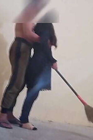 Desi maid fucked by house owner