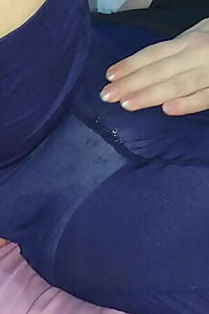 Xxx Desi My stepNiece Lets Me Play With Her Pussy When She Comes To Visit She Gets On My Bed