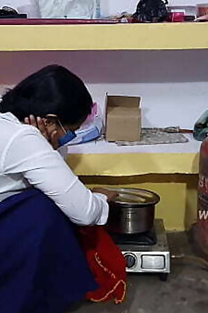 Lucknow girl fucking with boyfriend before it is deleted