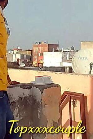 देसी भाभी को बालों से पकड़कर दर्दनाक चोदा