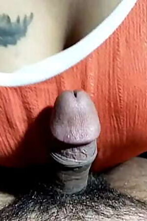 कॉल गर्ल ने अपनी मोटी चूत को लंड का पानी पिलाया