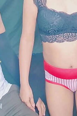 दोस्त की हॉट बहन को घर जाकर चोदा और मज़ा लिया हिंदी क्लीयर ऑडियो