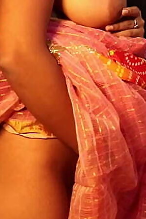 Real Sex to College Girl ! Indian Students Fucking at home while prepared for class presentation!