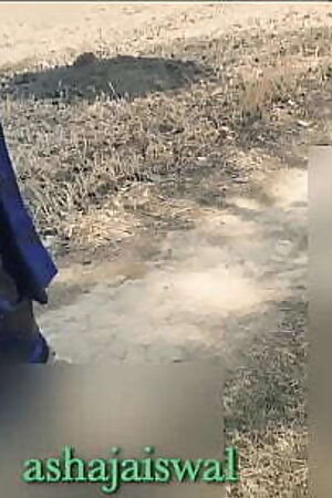 Bengali Desi Indian बाहर घूमने निकला बाहर चोद लेकिन मौका नहीं मिल लॉज में जाकर चोदा