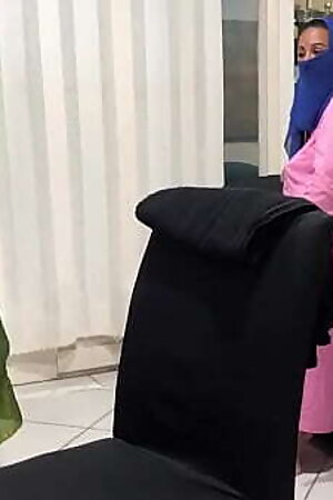 Fucking big ass girlfriend fast and furious after Christmas party massive creampie in tight pussy POV Indian