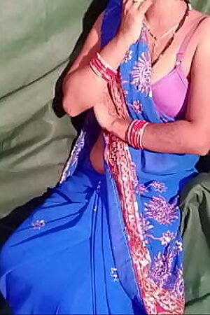 नीली साड़ी देख मन बिगड़ गया  में जमकर चुदाई
