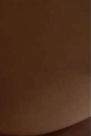 नपुंसक आदमी ने अपनी बीवी को दोस्त से चुदवाया और खुद मुठ मारके काम चलाया