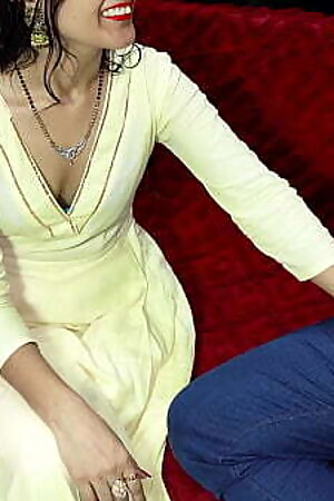 चाची ने बड़े लंड के लिए अपने भतीजे से चूत मारवायी