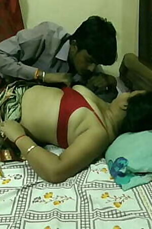 NRI sexy wife getting fucked by technician boy!! with clear Hindi audio