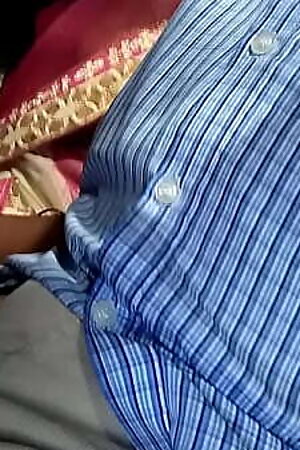 चलती बस में भाभी के साथ सेक्स का मजा