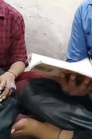 कॉलेज के लड़की ने पढ़ाई नहीं की तो टीचर ने अच्छे चोद डाला(हिंदी क्लियर ऑडियो)