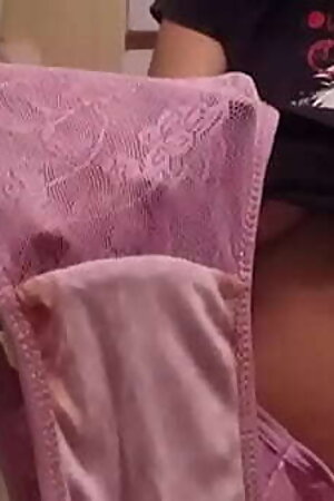 हॉर्नी लिली तमिल इंडियन महिला बाथरूम मई अपनी गेली छूट के साथ उंगली कर रही है In क्लियर हिंदी आवाज़ के साथ