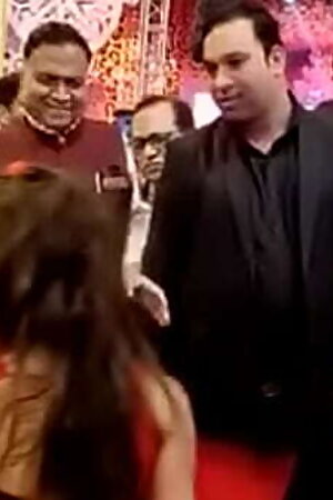 Hot nude Indian Girl Mujra in Red Saree