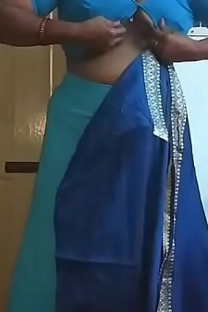 desi Indian  tamil aunty telugu aunty kannada aunty  malayalam aunty Kerala aunty hindi bhabhi horny cheating wife vanitha wearing saree showing big boobs and shaved pussy Aunty Changing Dress ready for party and Making Video
